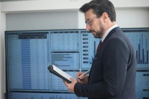 Elliot Maza